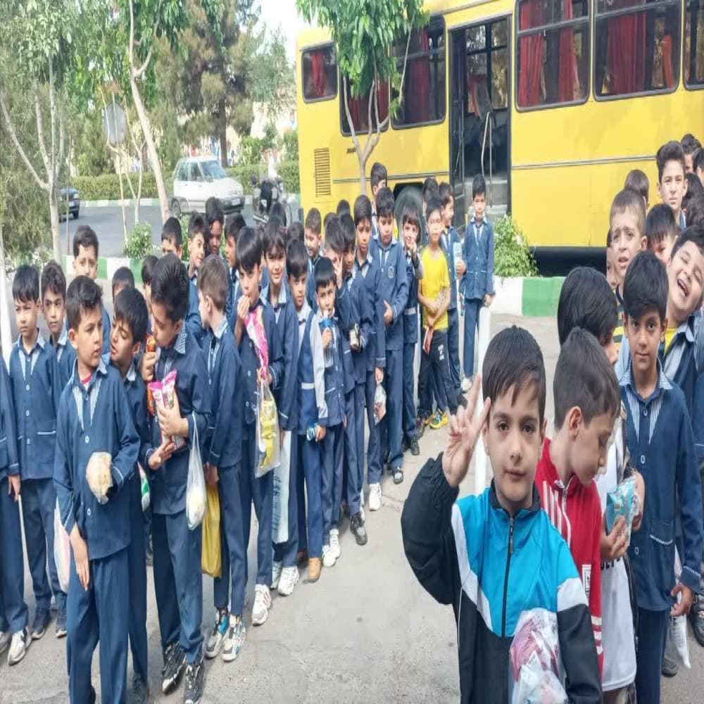 اردو با بچه های فروغ اندیشه 