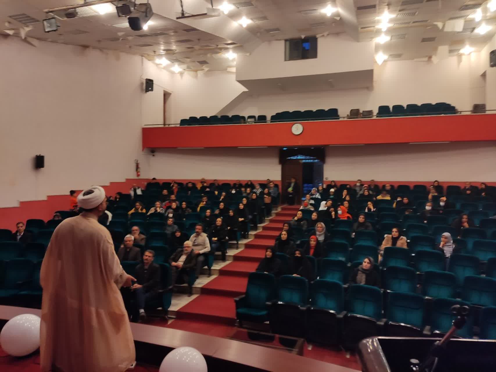 جلسه ی اولیا و مربیان