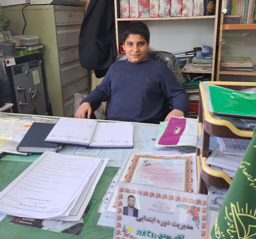 مدیریت در دستان دانش آموزان 
