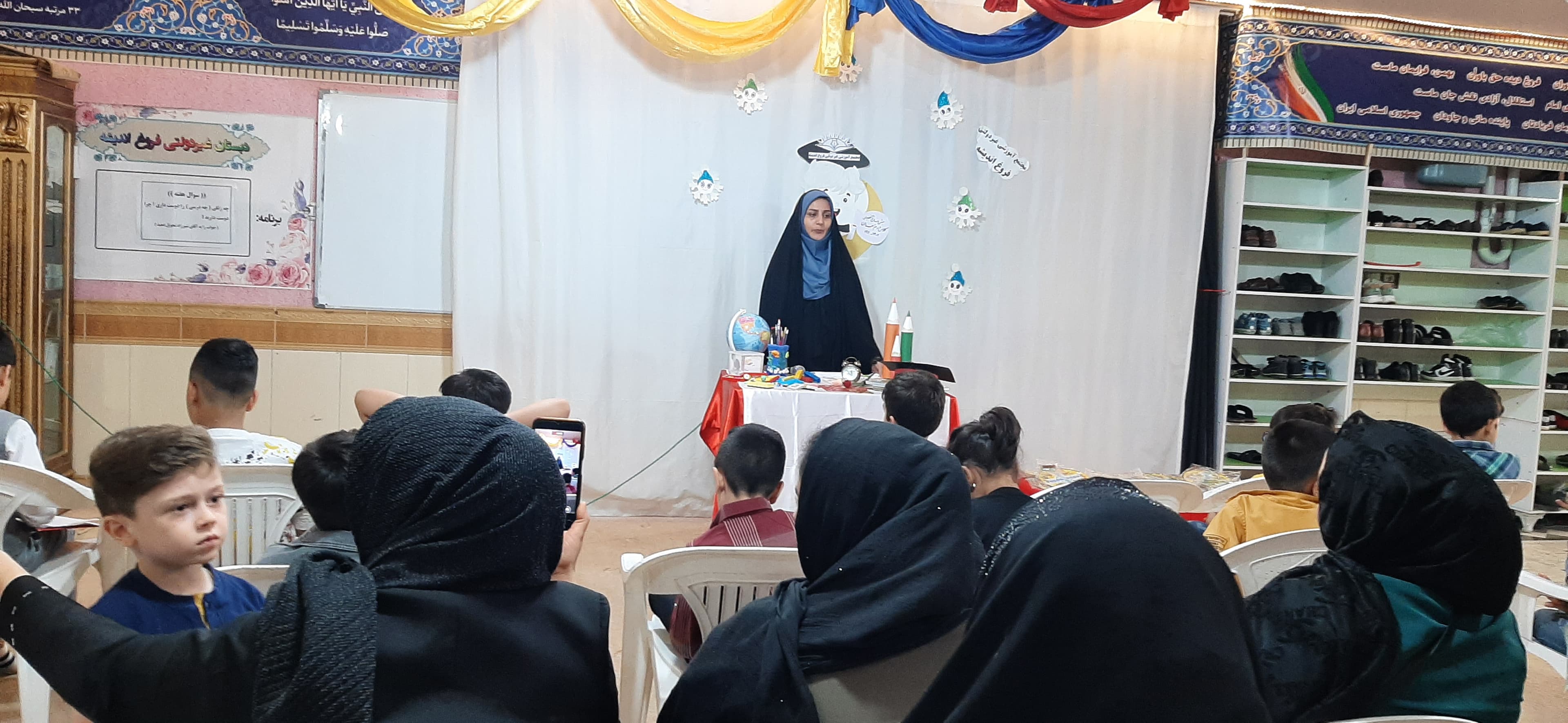 جشن پایان سال بچه های دوم احسان 