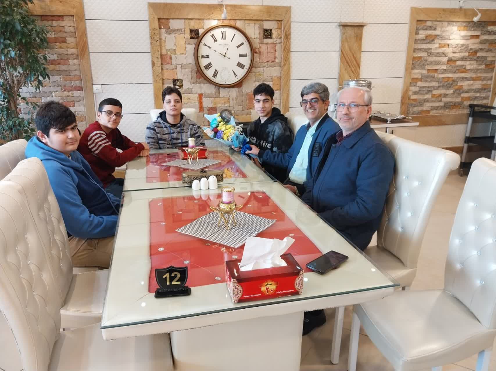 تقدیر از رتبه های برتر آزمون مرحله اول مرآت و پوریا جعفری مدال طلای آسیا دوشنبه ۱۰دی۱۴۰۳